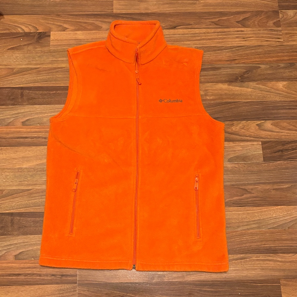 Columbia orange vest with zippers